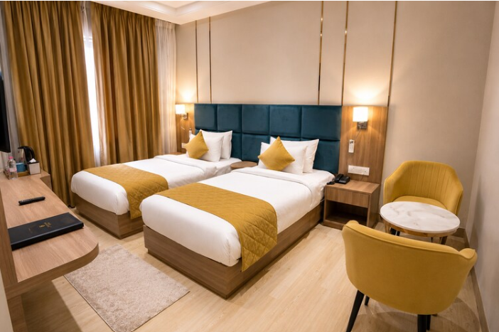hotel three seasons near parikrama marg
