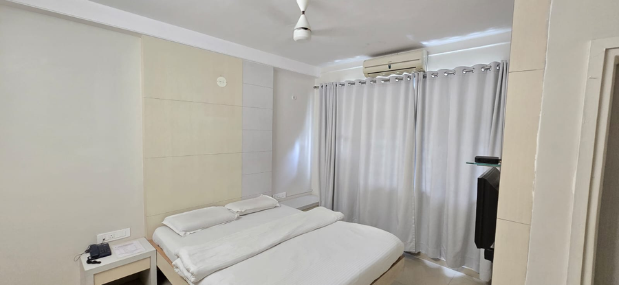 hotel aashish deluxe