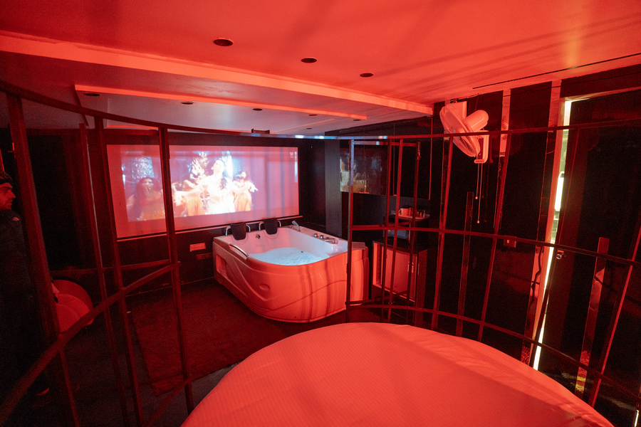 orsom stays sassy sector 42