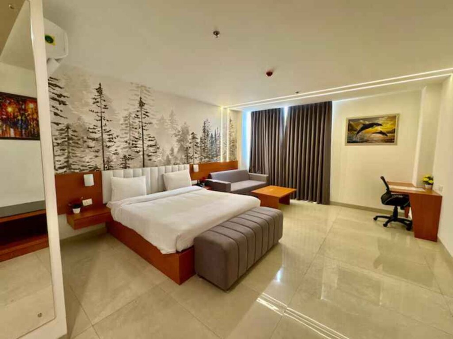 V Club Sohna Road,Sohna Road,3 star