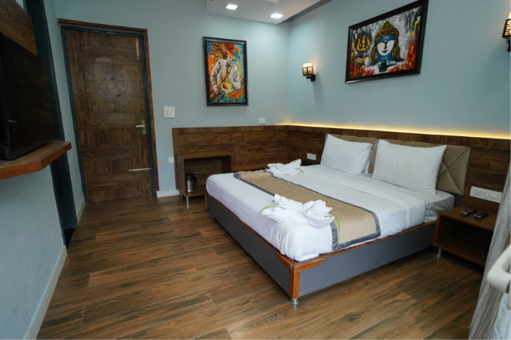 dallas the retreat resort by kher hospitality pvt ltd