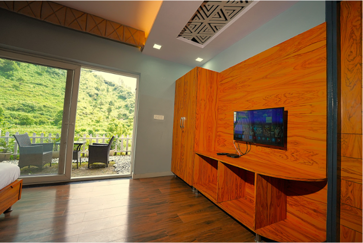 dallas the retreat resort by kher hospitality pvt ltd