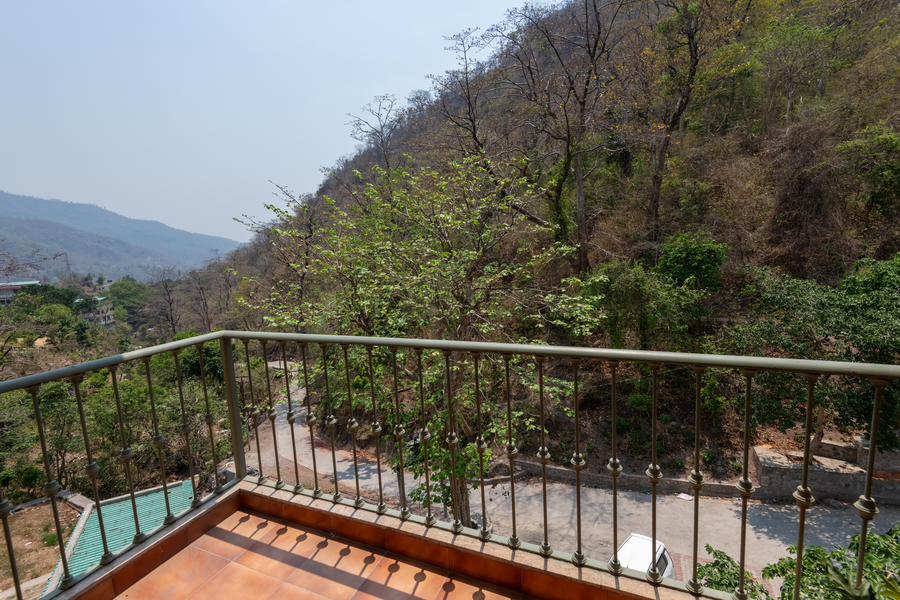 ekawa ganga by lawrence hotels