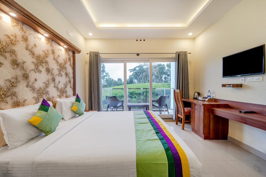 treebo windsong resort munnar tea plantation view