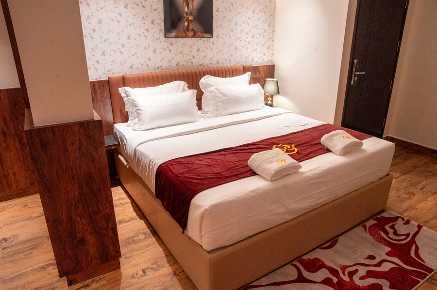 golden amulya restwings kempegowda international airport road