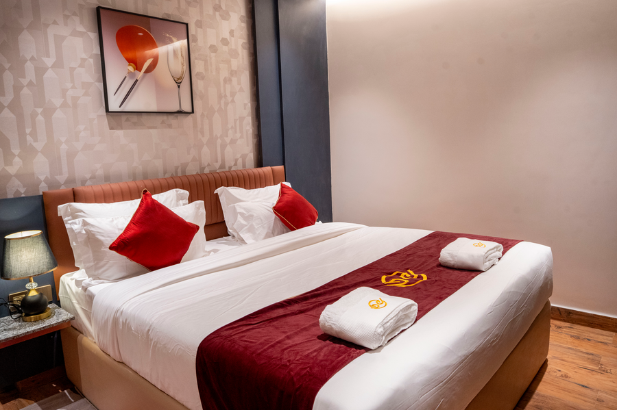 golden amulya restwings kempegowda international airport road