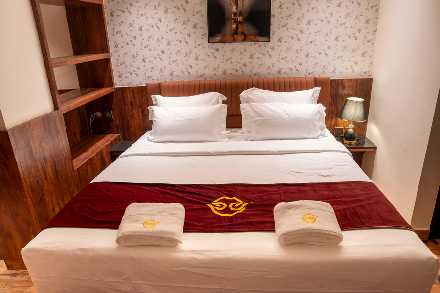 golden amulya restwings kempegowda international airport road