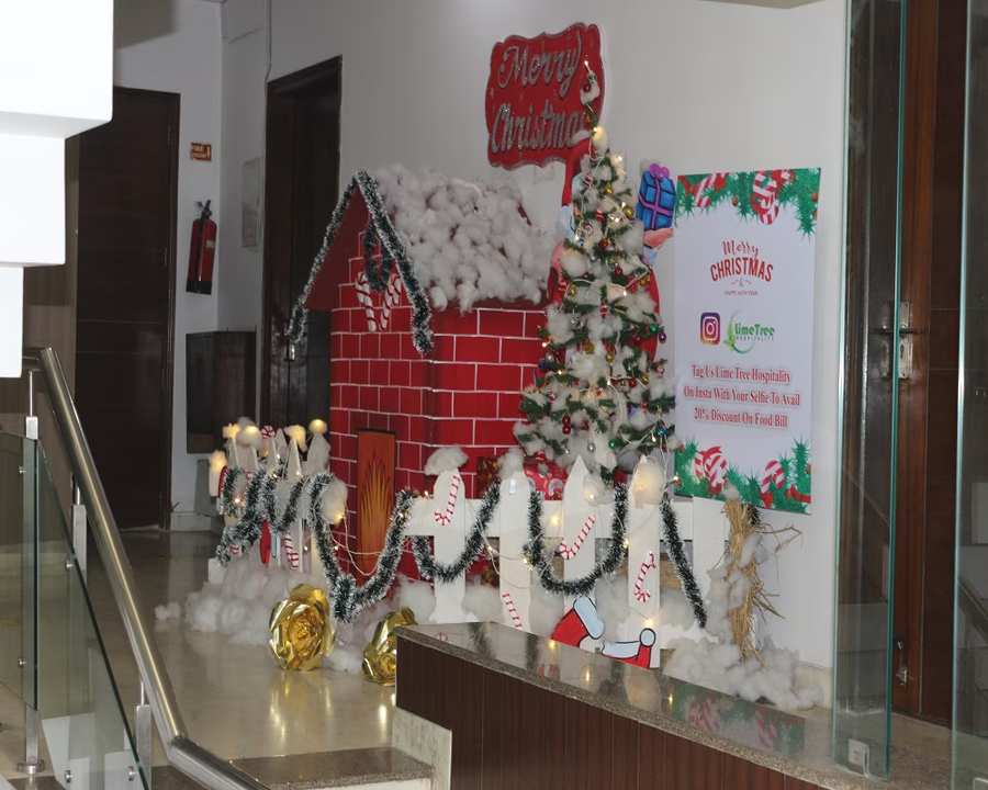 lime tree hotel sushant lok at iffco metro