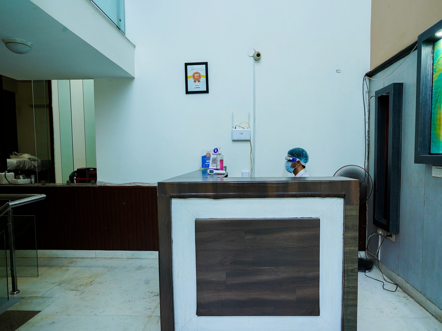 lime tree hotel sushant lok at iffco metro