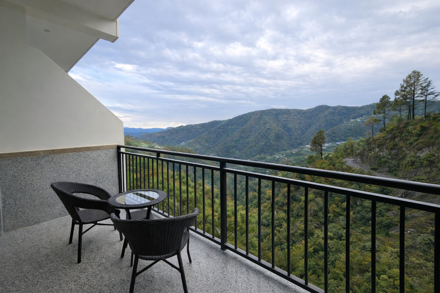 the chail resort