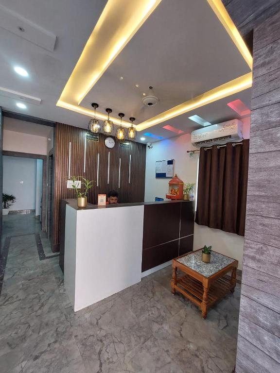 Hotel Royals,,3 star