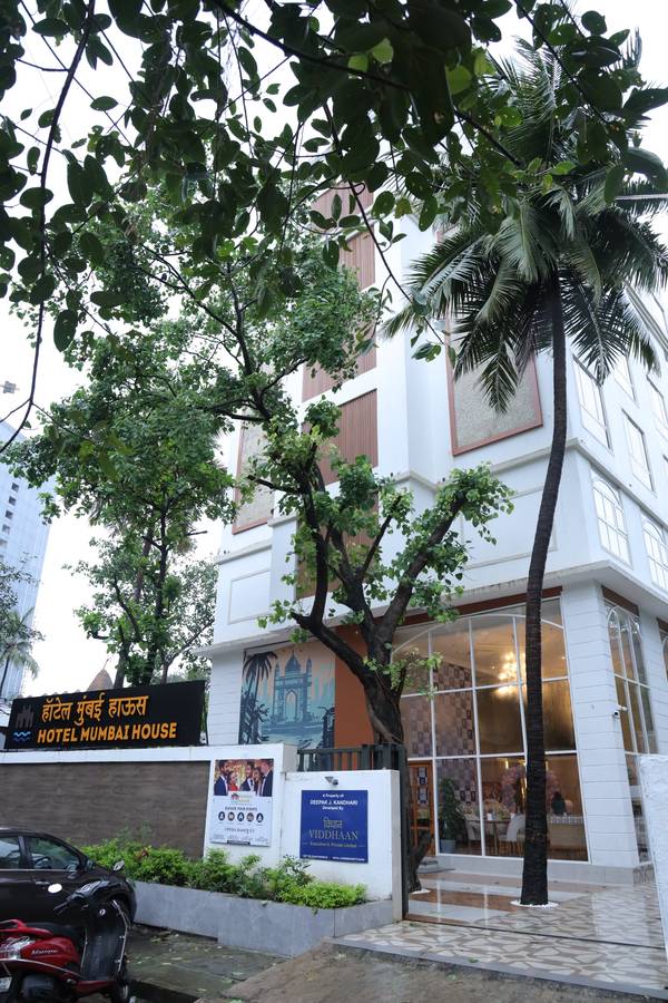Hotel Mumbai House Mindspace Malad,Malad,3 star