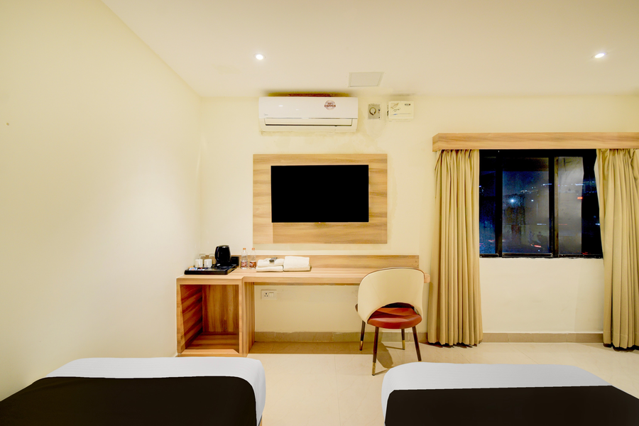 palette naveena grand hyderabad