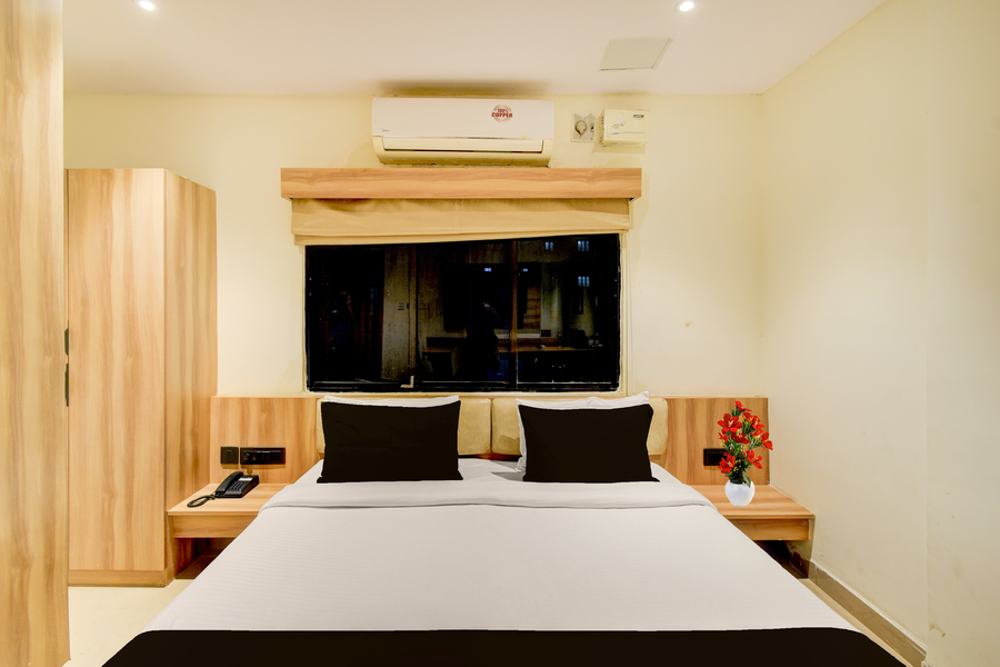 palette naveena grand hyderabad