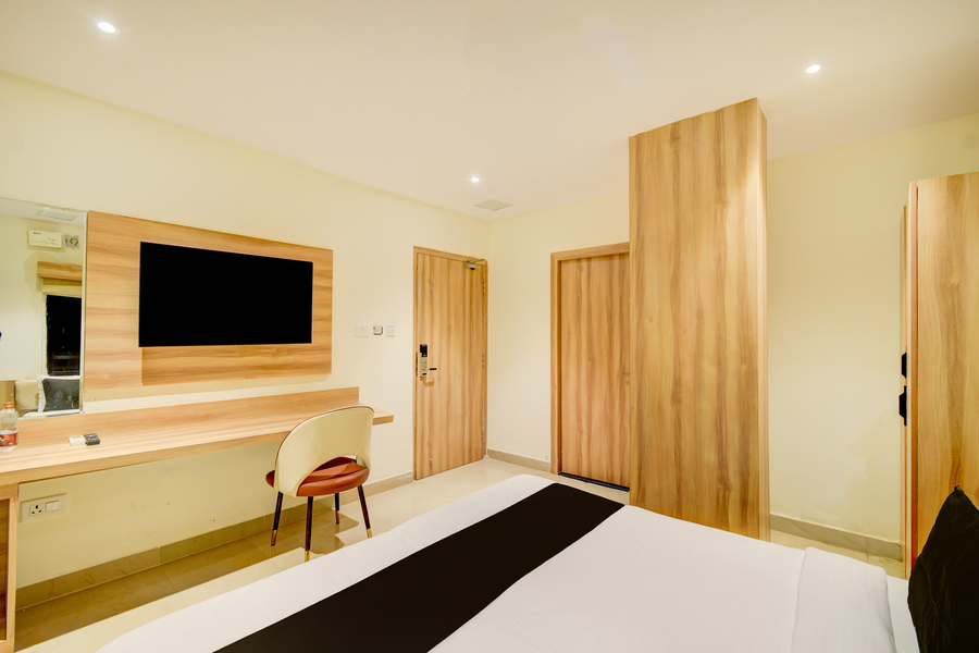 palette naveena grand hyderabad