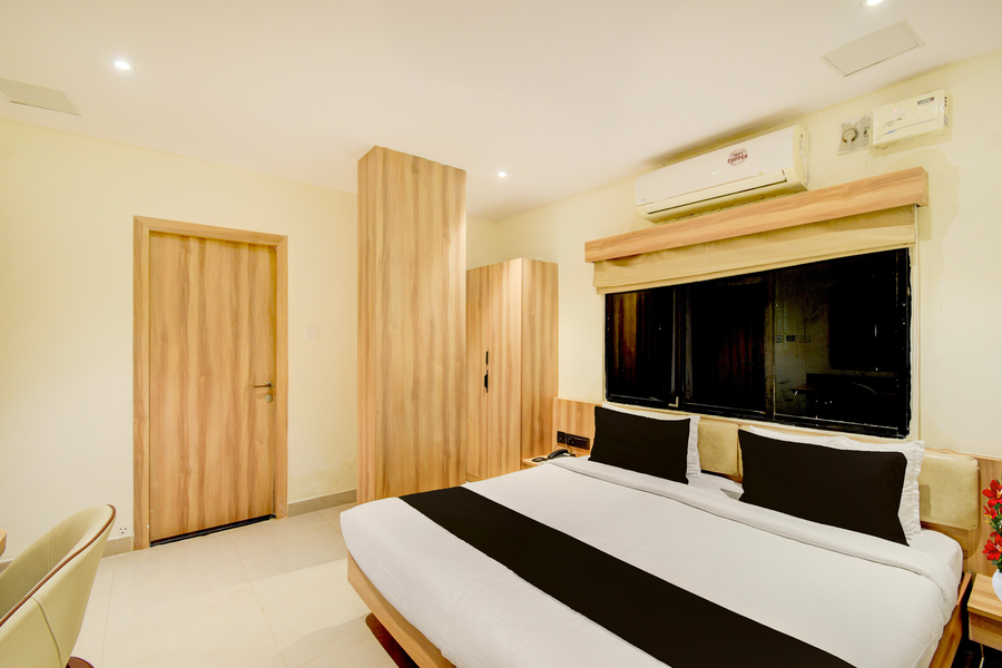 palette naveena grand hyderabad