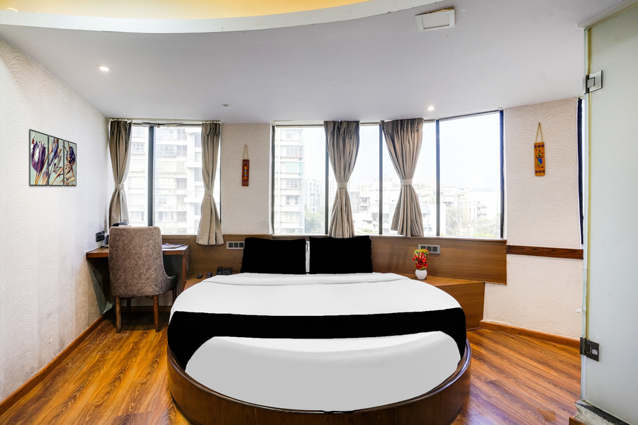 super townhouse oak vashi