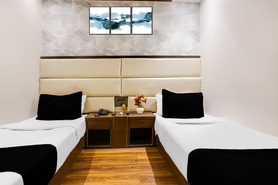 super townhouse oak vashi