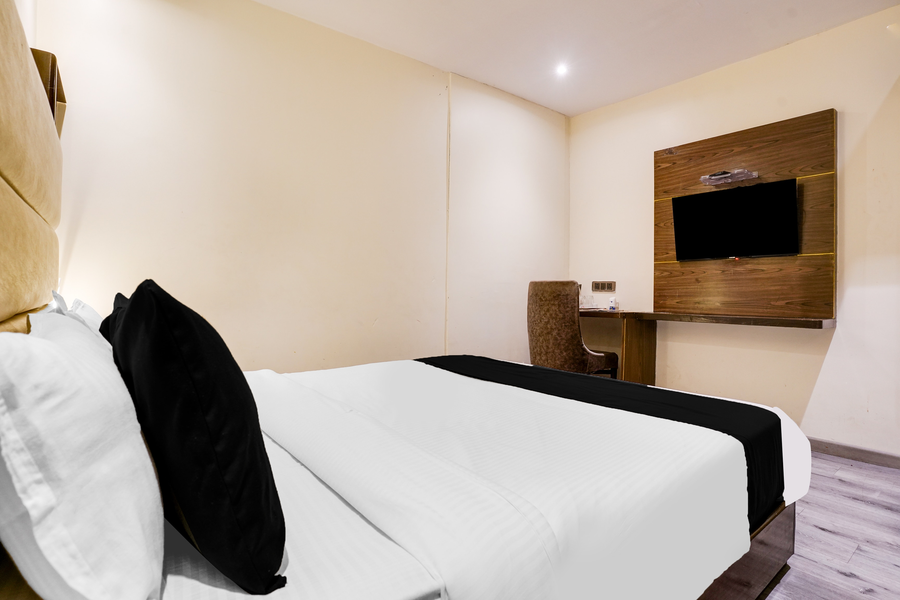 super townhouse oak vashi