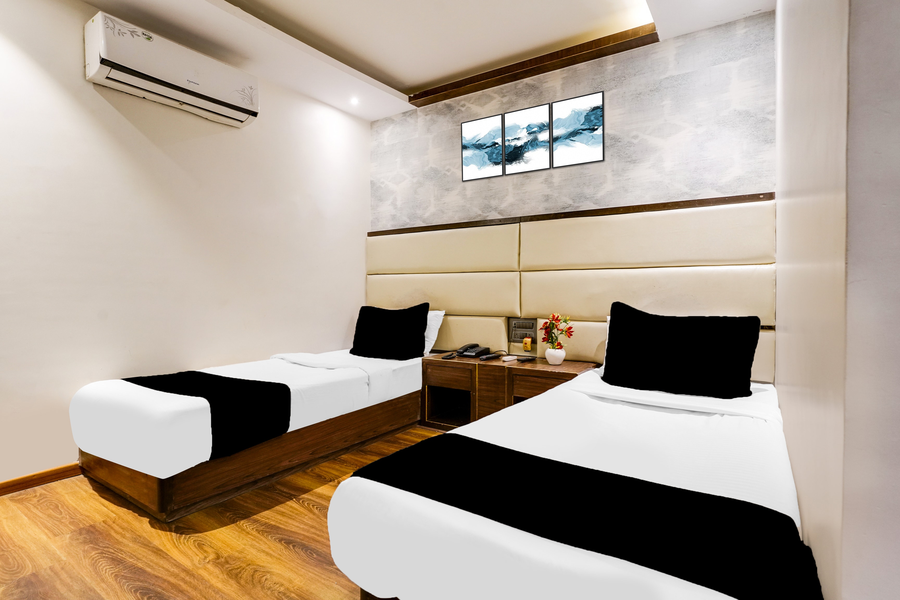 super townhouse oak vashi