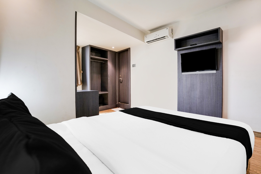 super townhouse oak vashi