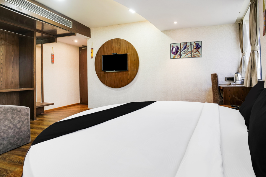 super townhouse oak vashi
