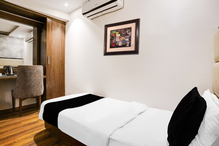 super townhouse oak vashi