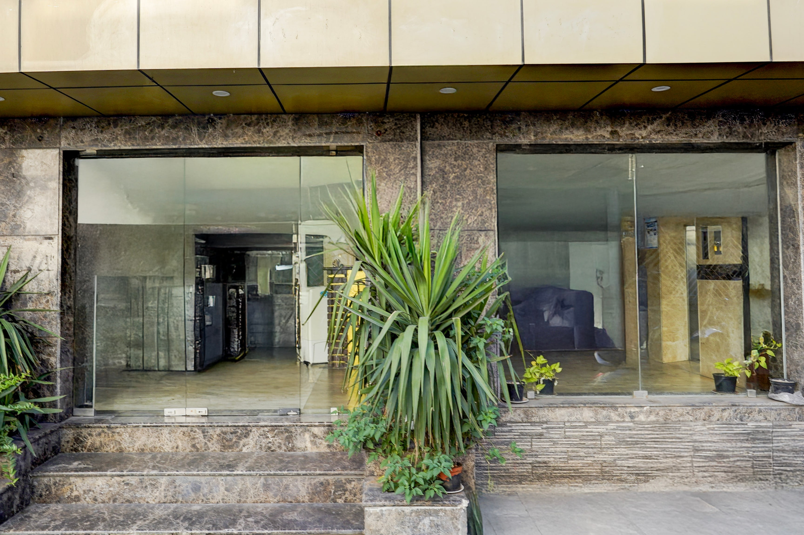 Super Townhouse Pondicherry Opposite To Rock Beach,WHITE TOWN,3 star