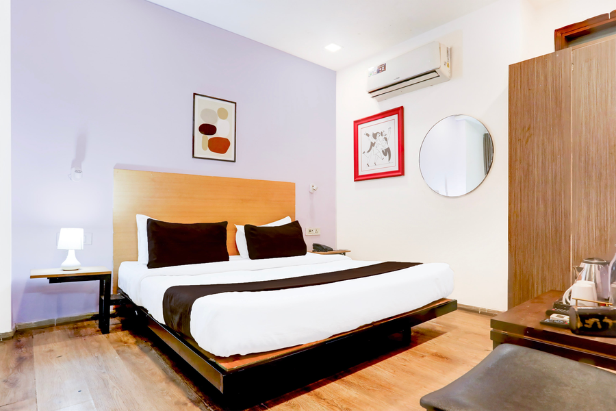 super townhouse rohini sector 24