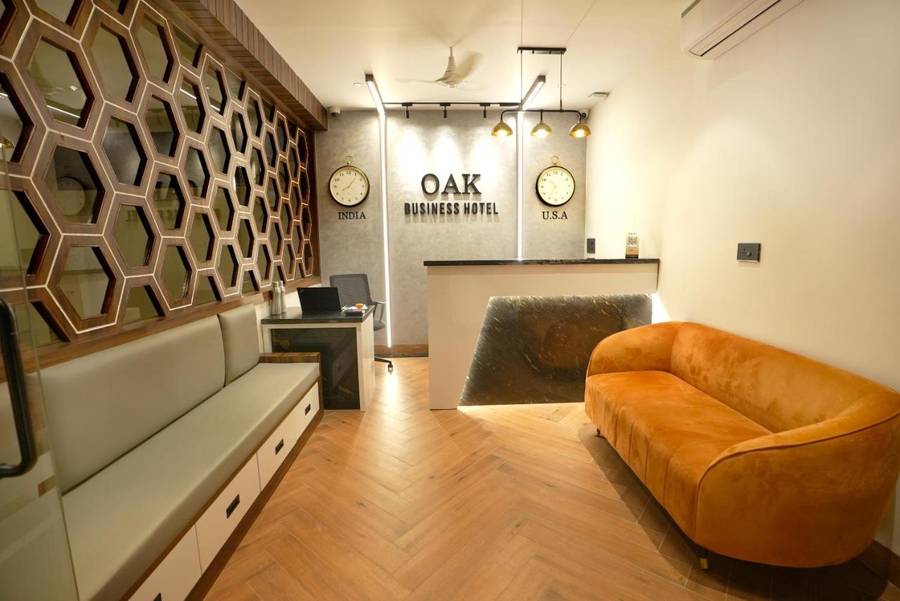 Oak Business Hotel,Kondapur,3 star