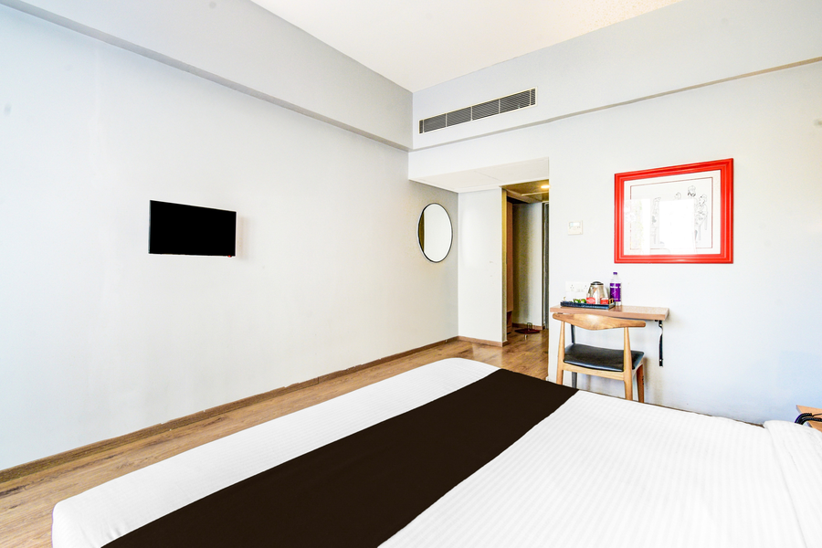 super townhouse lakdikapul