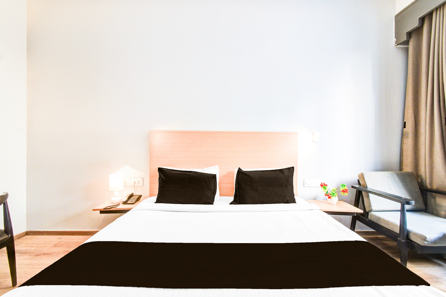 super townhouse lakdikapul