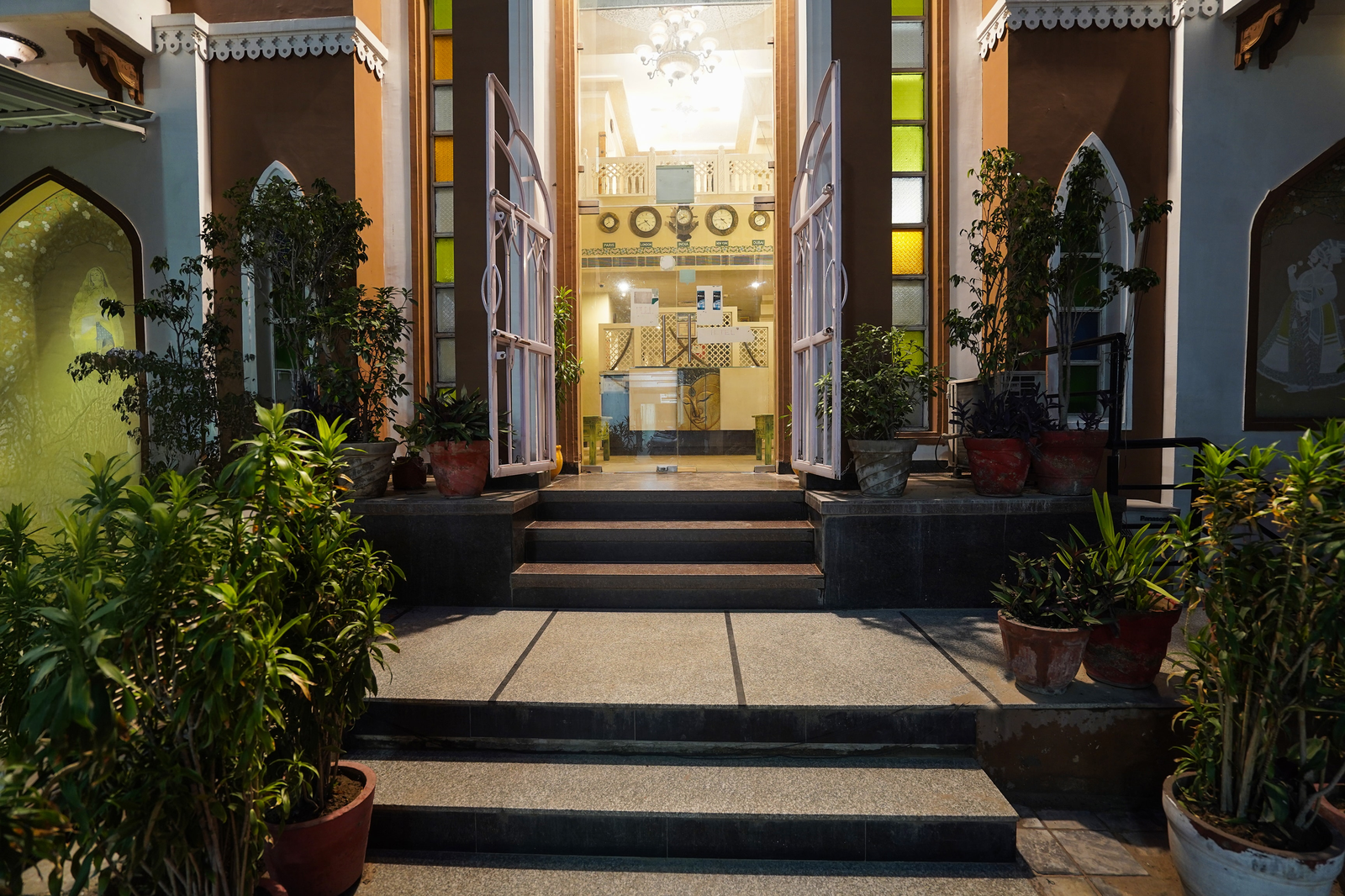 Super Townhouse Mansarovar Near Metro Station Formerly Hotel Dev Villas,Mansarovar,4 star