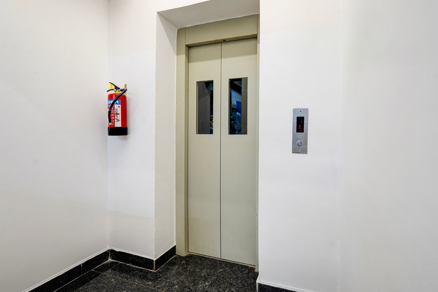 super hotel o valasaravakkam near chandra metro mall