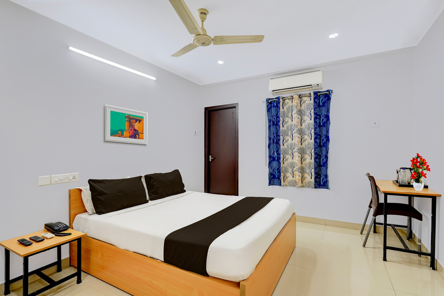 super hotel o valasaravakkam near chandra metro mall