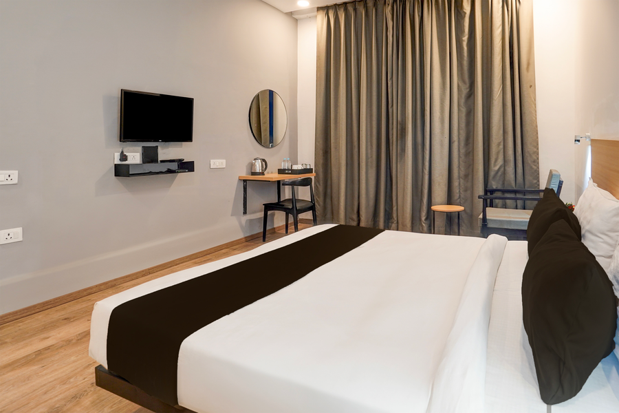 super townhouse gomti nagar matiyari