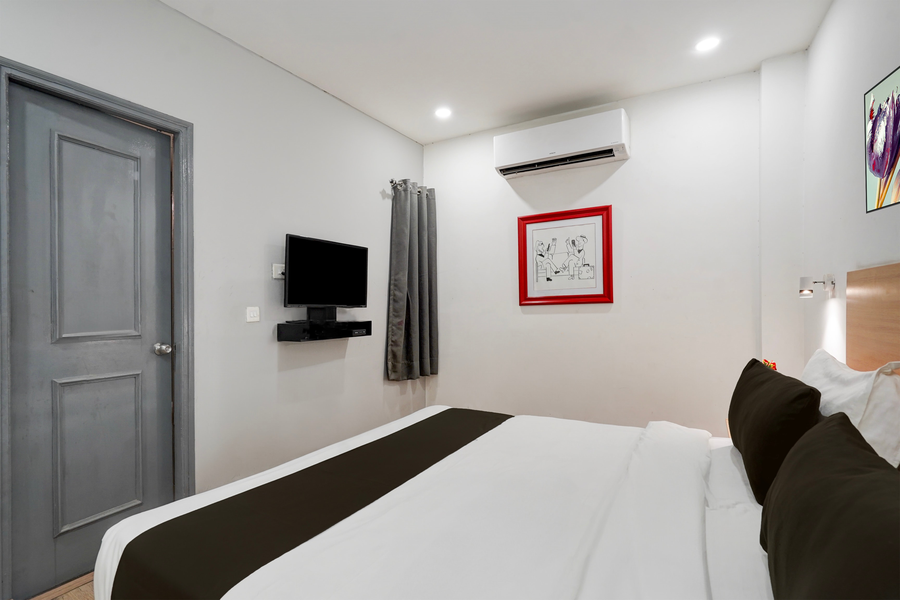 super townhouse gomti nagar sector 6 near ekana stadium