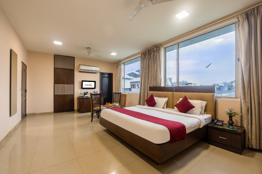 hotel admire inn sector 50