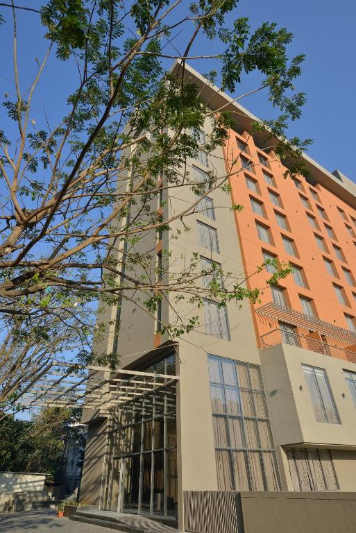 treat hotel nashik city center