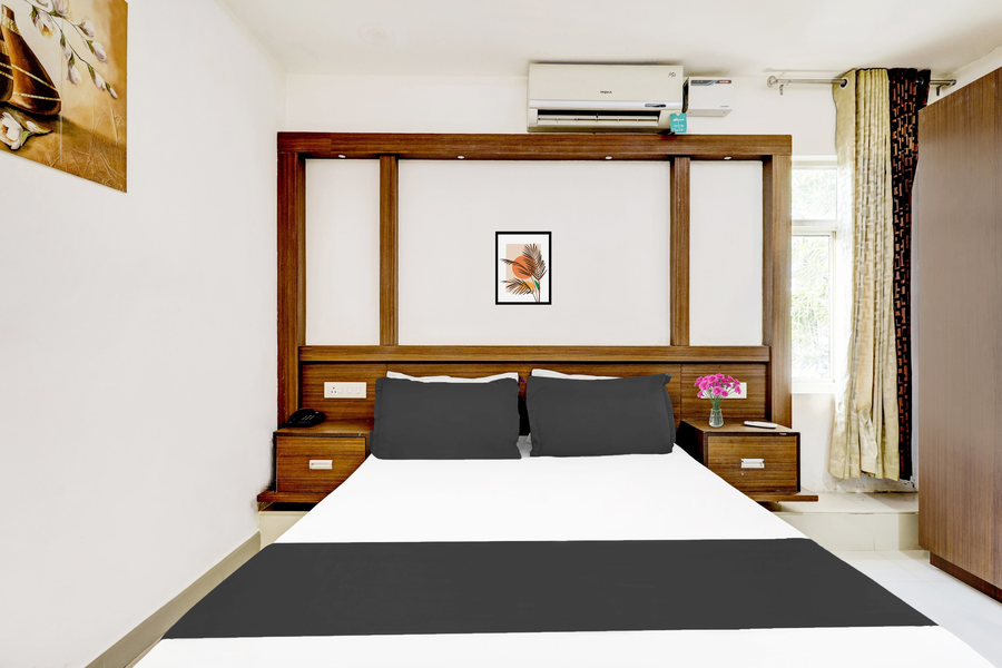super hotel o kazhakoottam near al saj convention centre