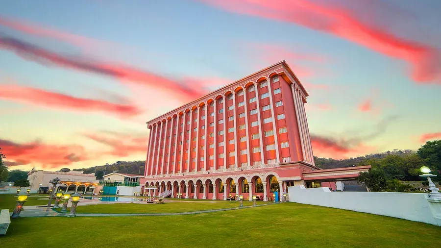 sitara luxury hotel ramoji film city