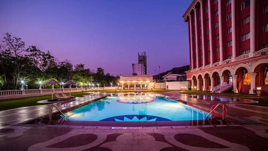 sitara luxury hotel ramoji film city