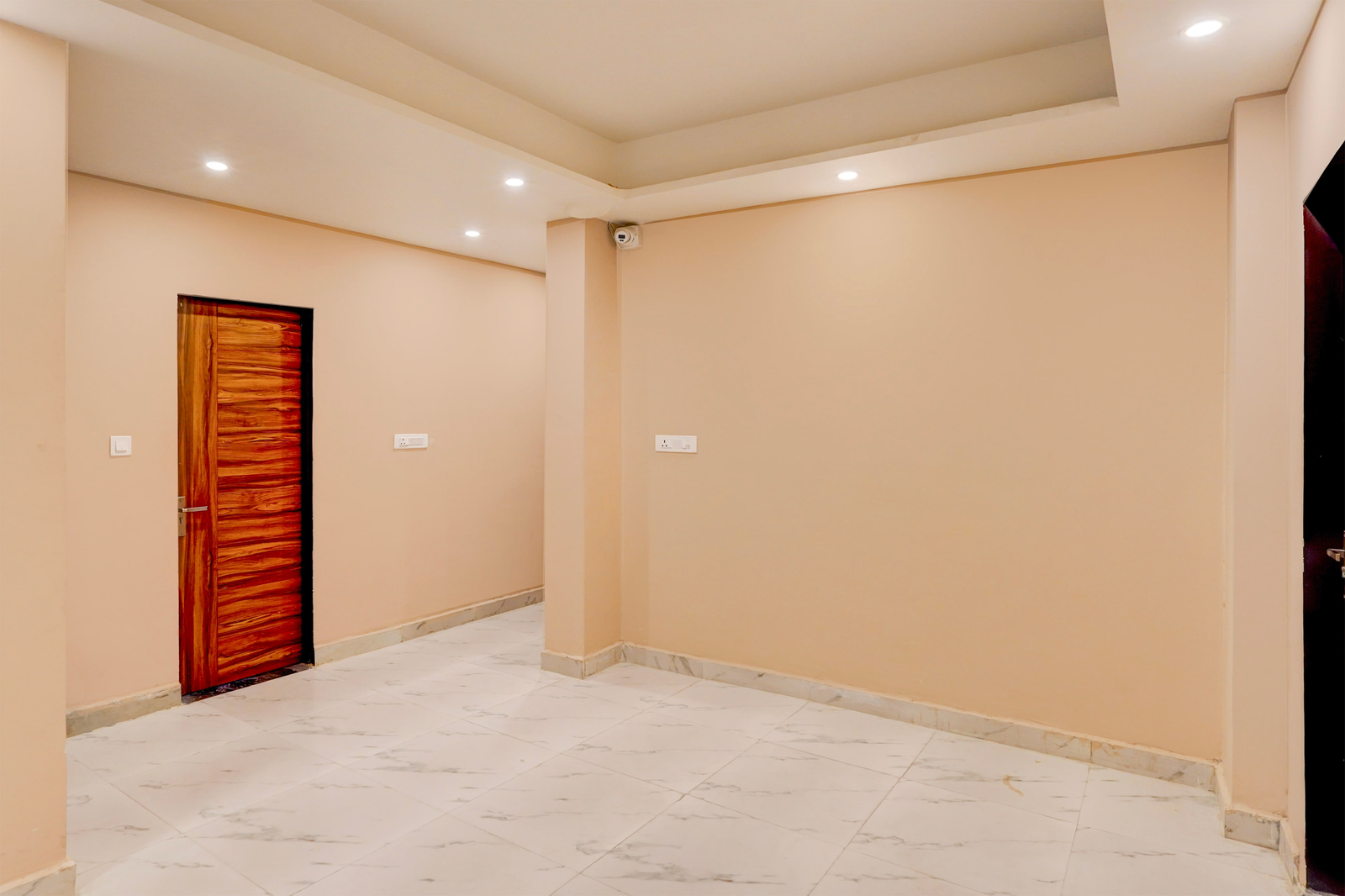 Super Hotel O Gurgaon Old Town,Palam Vihar,3 star