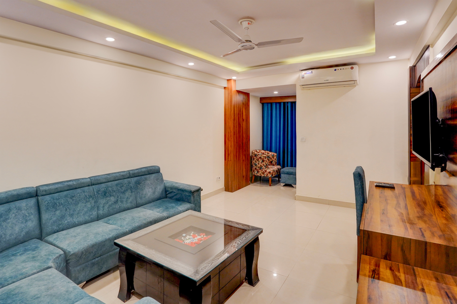 super townhouse oak clock tower