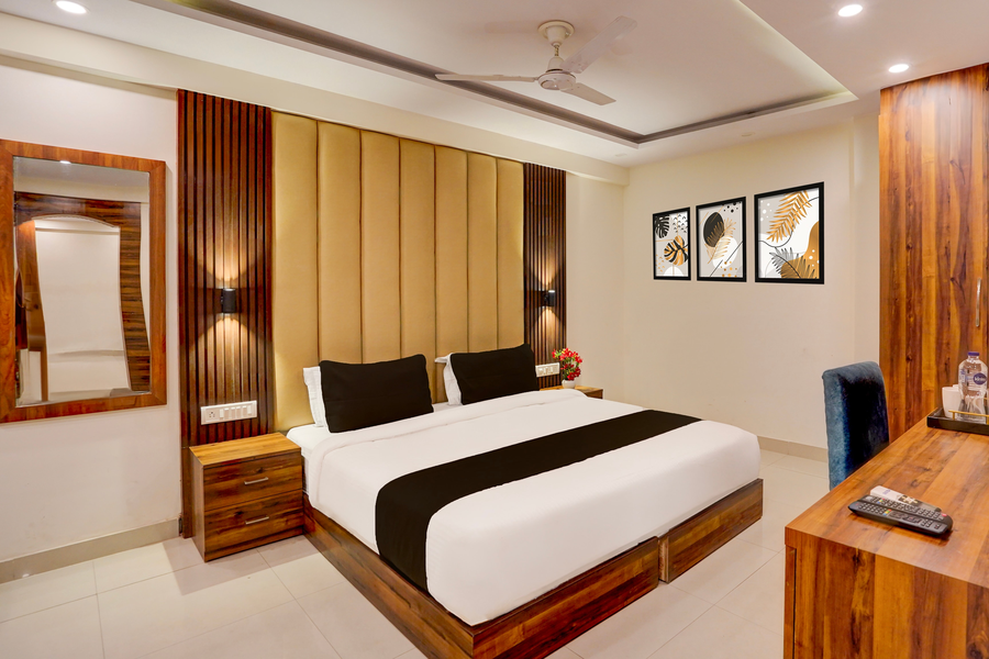 super townhouse oak clock tower