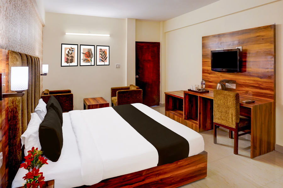 super townhouse oak clock tower