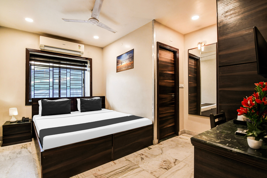 super collection o belgacihia near kolkata railway station