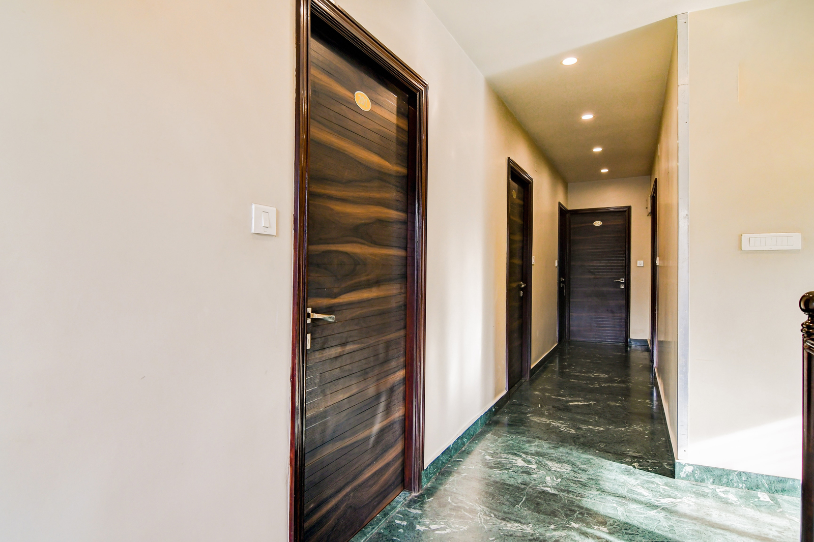Super Collection O Belgacihia Near Kolkata Railway Station,Belgachia,4 star