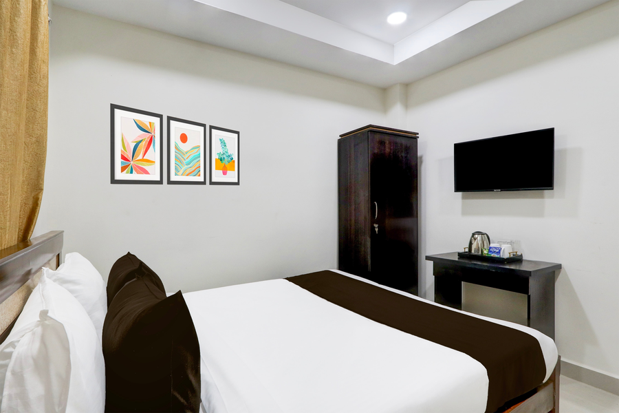 super collection o madhapur near cyber tower