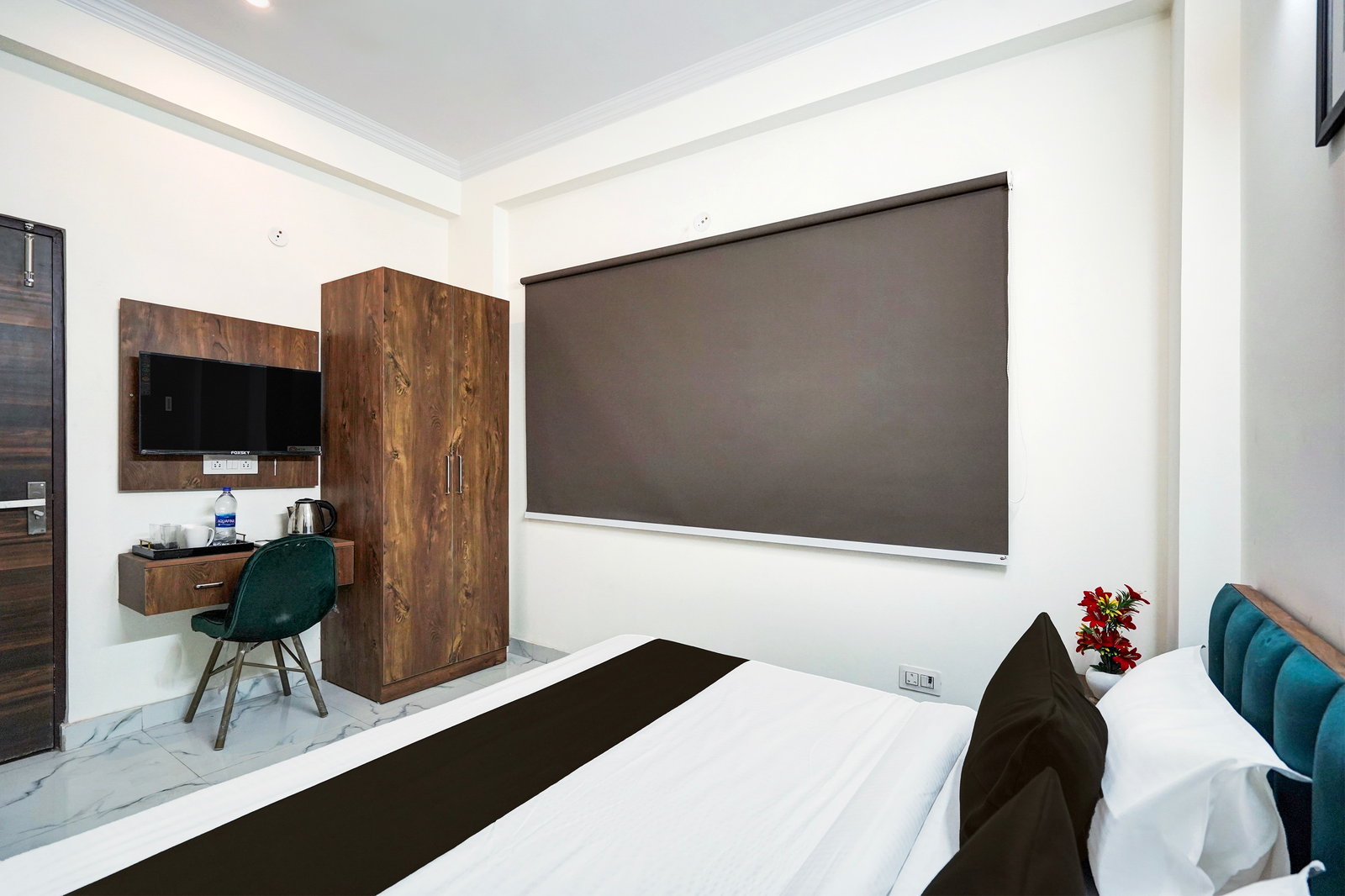 super townhouse sector 86 near sector 83 metro station